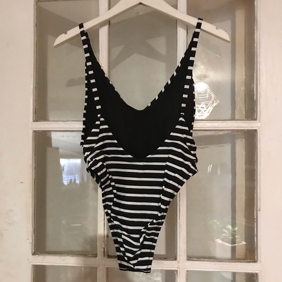 NWOT NASTY GAL STRIPED One Piece Swimsuit - Picture 3 of 4